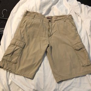 Phat Farm khaki cargo shorts size 36